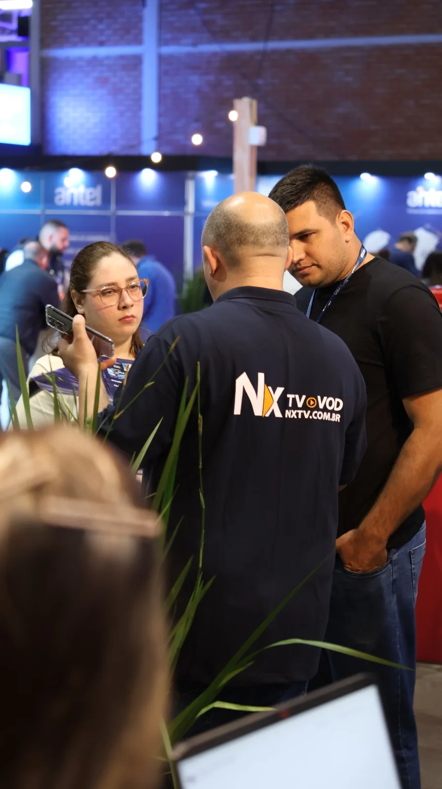 Demonstração de solução da NXTV para visitantes do evento
